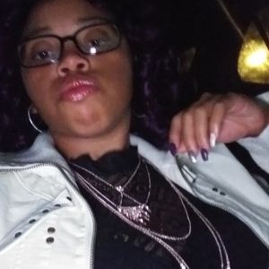 Meet your Posher, Khadijah